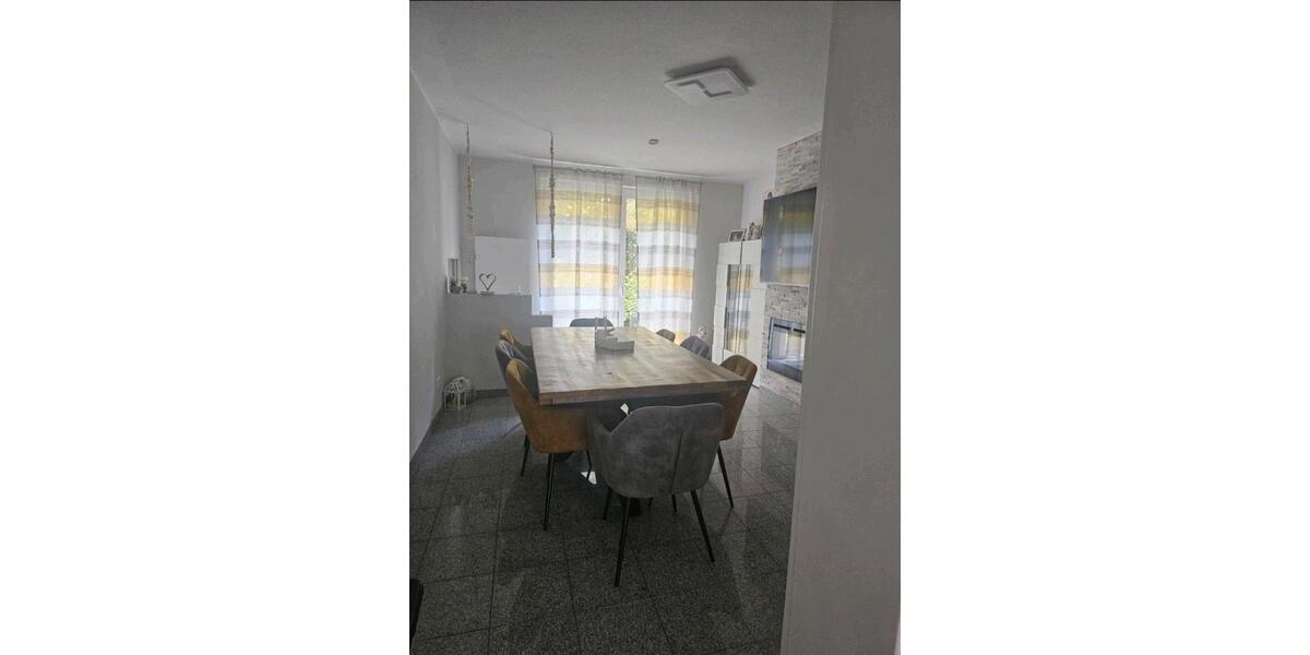 Erdgeschoßwohnung Wuppertal Arrenberg - 3 Zimmer, 82 m&sup2;, 1.283&euro; | Angebot:26041679