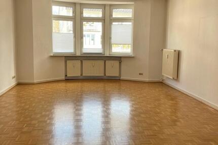 Wohnung Kassel - 3 Zimmer, 134 m&sup2;, 1.250&euro; | Angebot:26647521
