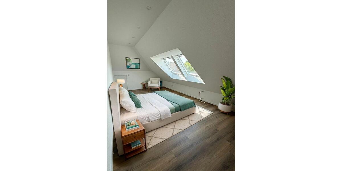 Bezugsfertig mit neuer Küche: Stilvolle 2-Zimmer-Dachgeschosswohnung zu vermieten 2 zimmer