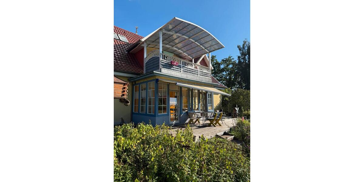 Etagenwohnung Bützow - 4 Zimmer, 100 m&sup2;, 1.300&euro; | Angebot:25961025