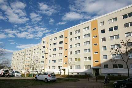 Wohnung Plauen Chrieschwitz - 3 Zimmer, 69 m&sup2;, 405&euro; | Angebot:26843924