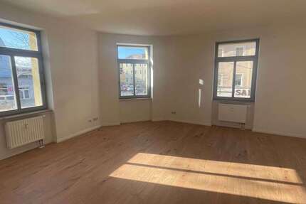 Wohnung zum Mieten in Freital 310 € 40.13 m² 1 zimmer
