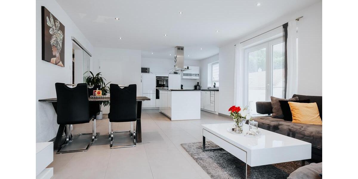 Etagenwohnung Lahr (Schwarzwald) - 3 Zimmer, 107 m&sup2;, 1.190&euro; | Angebot:25270767