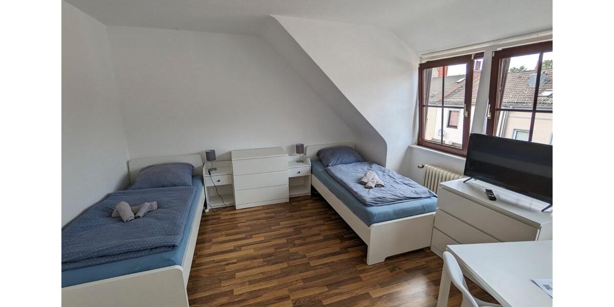 Wohnen auf Zeit Bremen Burglesum - 99 Zimmer, 300 m&sup2;, 20&euro; | Angebot:17425782