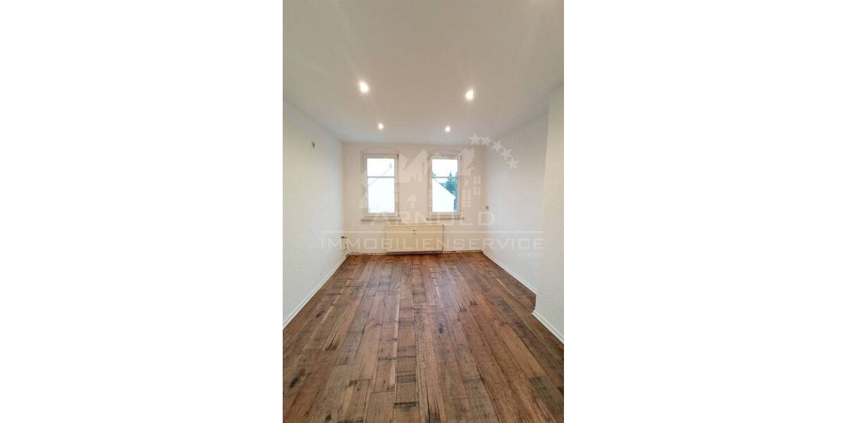 Etagenwohnung Flöha - 4 Zimmer, 100 m&sup2;, 600&euro; | Angebot:26017667