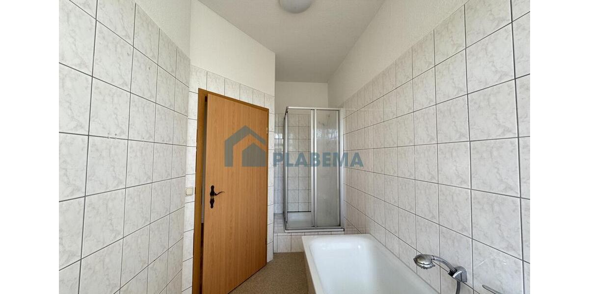 Dachgeschoßwohnung Parchim - 3 Zimmer, 75 m&sup2;, 760&euro; | Angebot:23526895