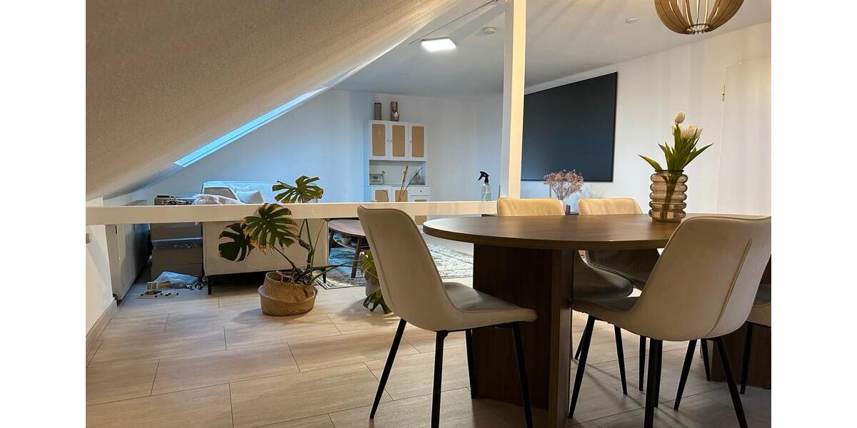 Dachgeschoßwohnung Heroldstatt - 3 Zimmer, 105 m&sup2;, 850&euro; | Angebot:24976126