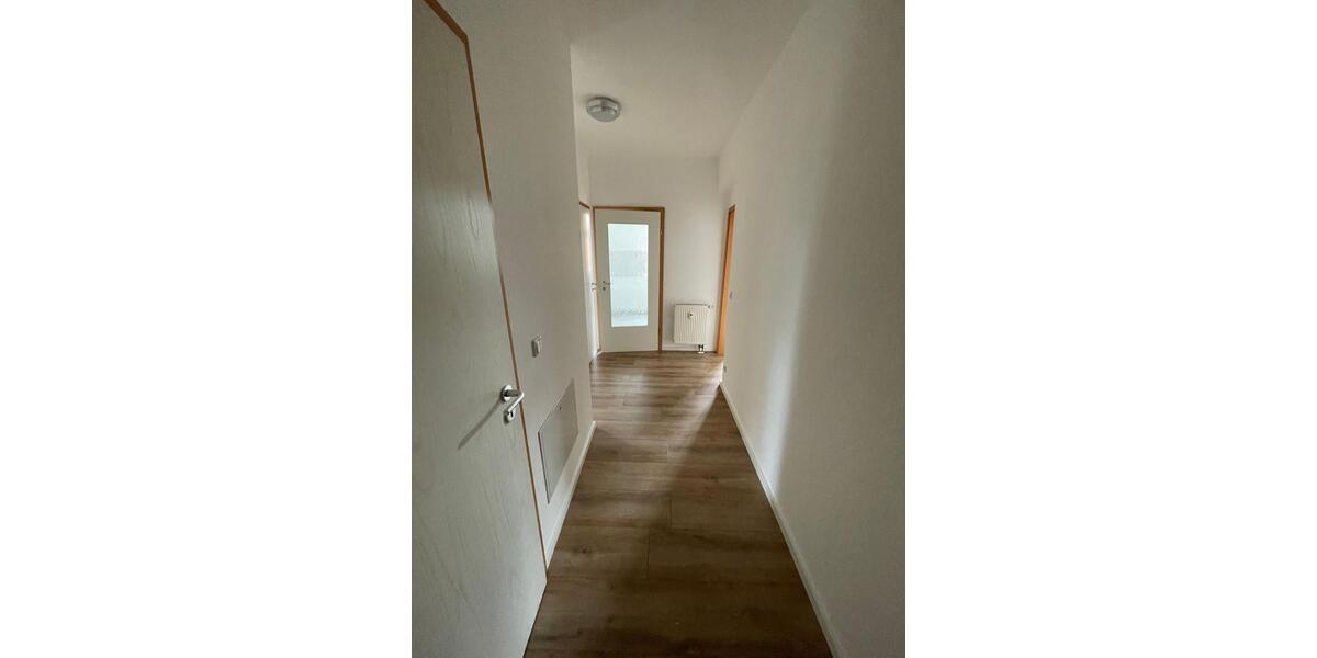 Etagenwohnung Freital - 3 Zimmer, 56 m&sup2;, 440&euro; | Angebot:24474770