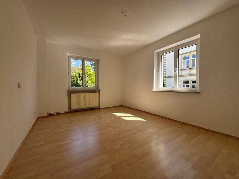 Gemütliche 2-Zimmer-Wohnung mit Balkon in zentraler Lage