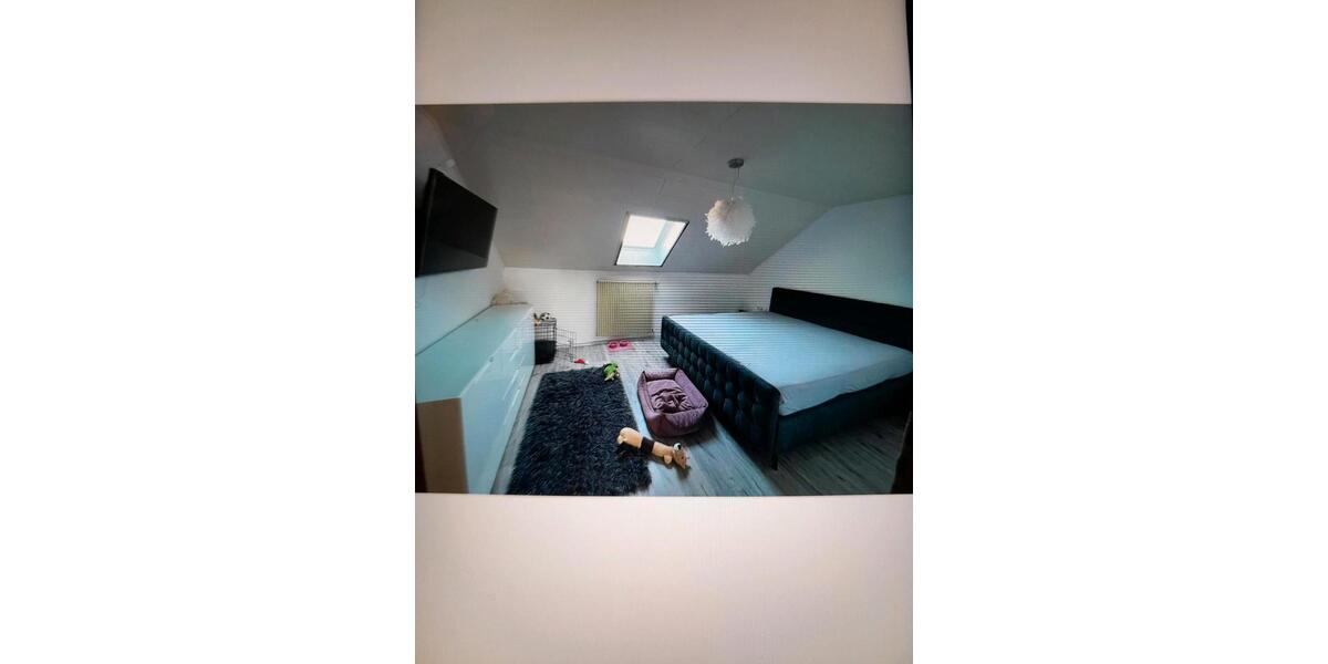 Dachgeschoßwohnung Unterschneidheim - 3 Zimmer, 90 m&sup2;, 890&euro; | Angebot:25256432