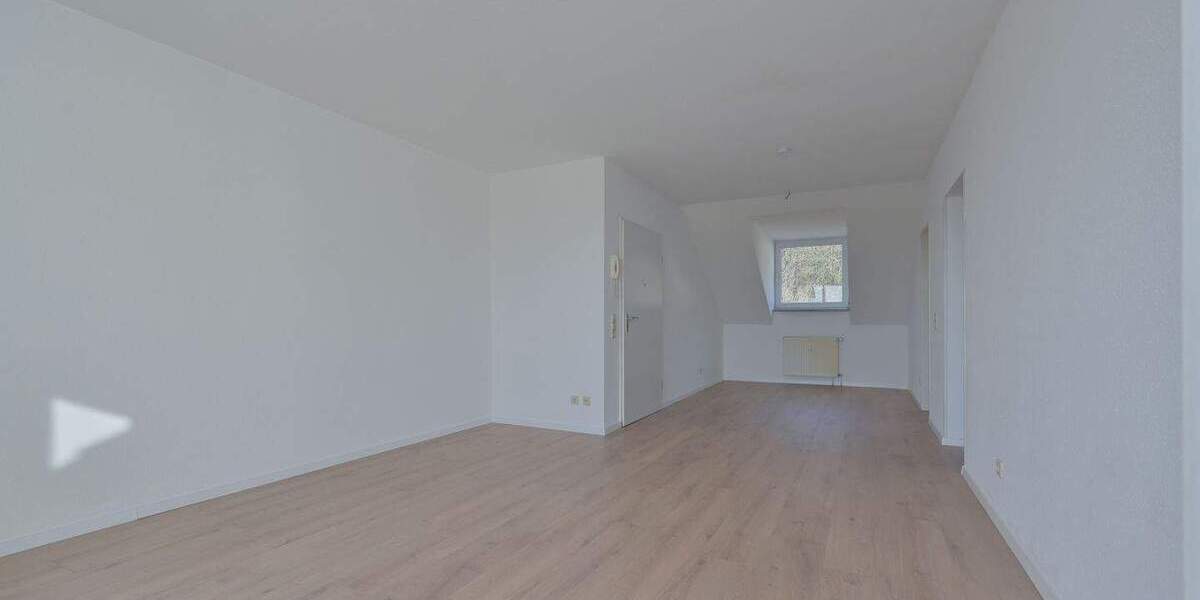 Etagenwohnung Hohenstein-Ernstthal Ernstthal - 2 Zimmer, 56 m&sup2;, 400&euro; | Angebot:25735291