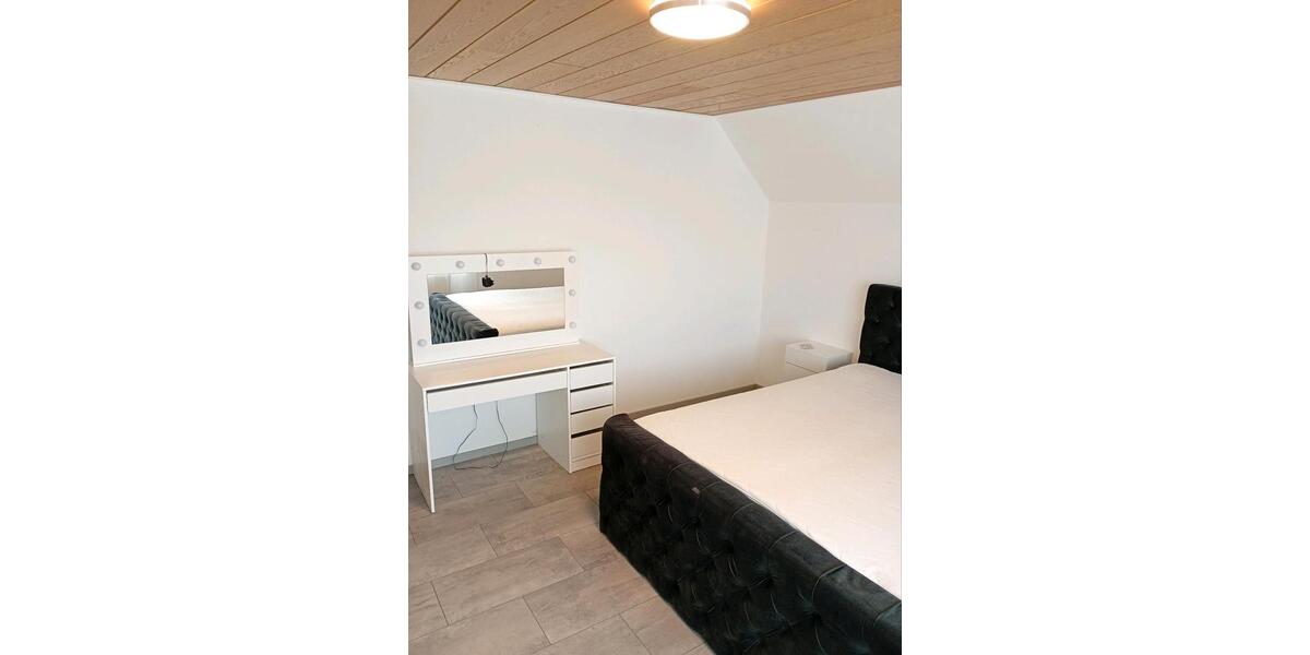 Etagenwohnung Borgholzhausen - 2 Zimmer, 75 m&sup2;, 600&euro; | Angebot:26048110