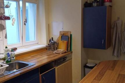 Frisch renovierte 2-Zimmer-Dachgeschosswohnung in Zentrumslage 2 zimmer