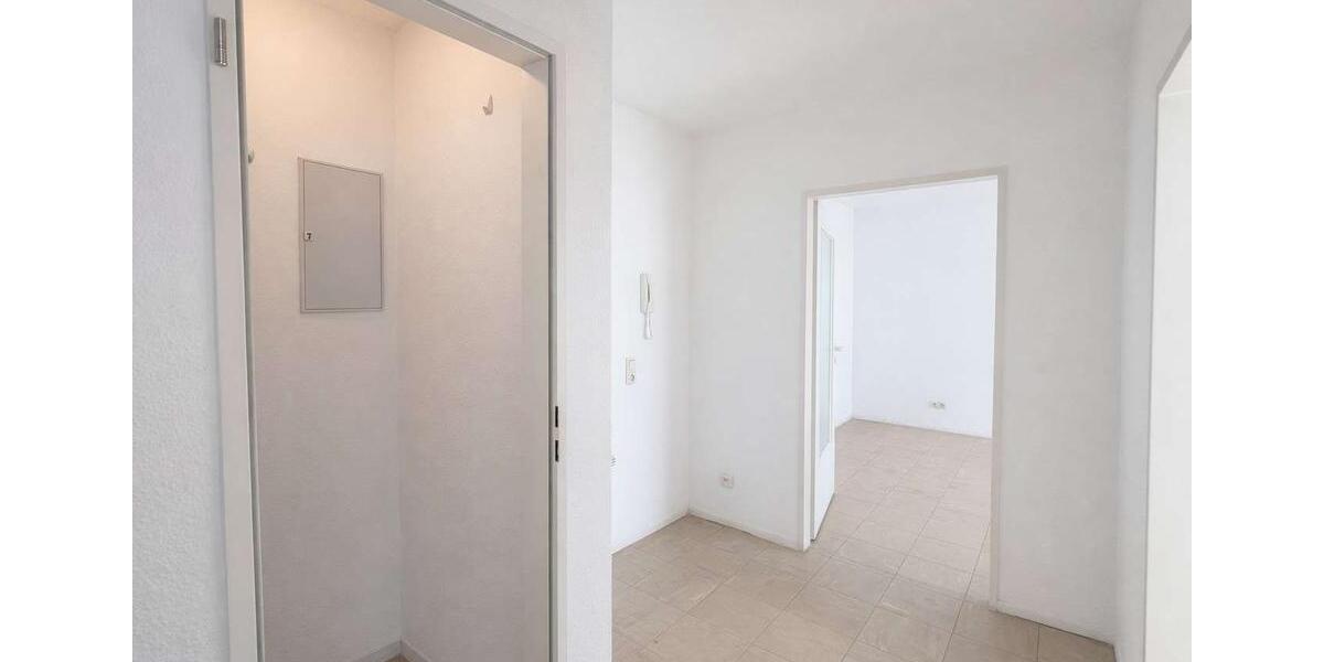 Dachgeschoßwohnung Duisburg Duisburg-Mitte - 2 Zimmer, 42 m&sup2;, 222&euro; | Angebot:26180092