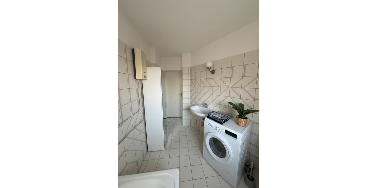 Wohnen auf Zeit Essen Huttrop - 1 Zimmer, 13 m&sup2;, 460&euro; | Angebot:25723303