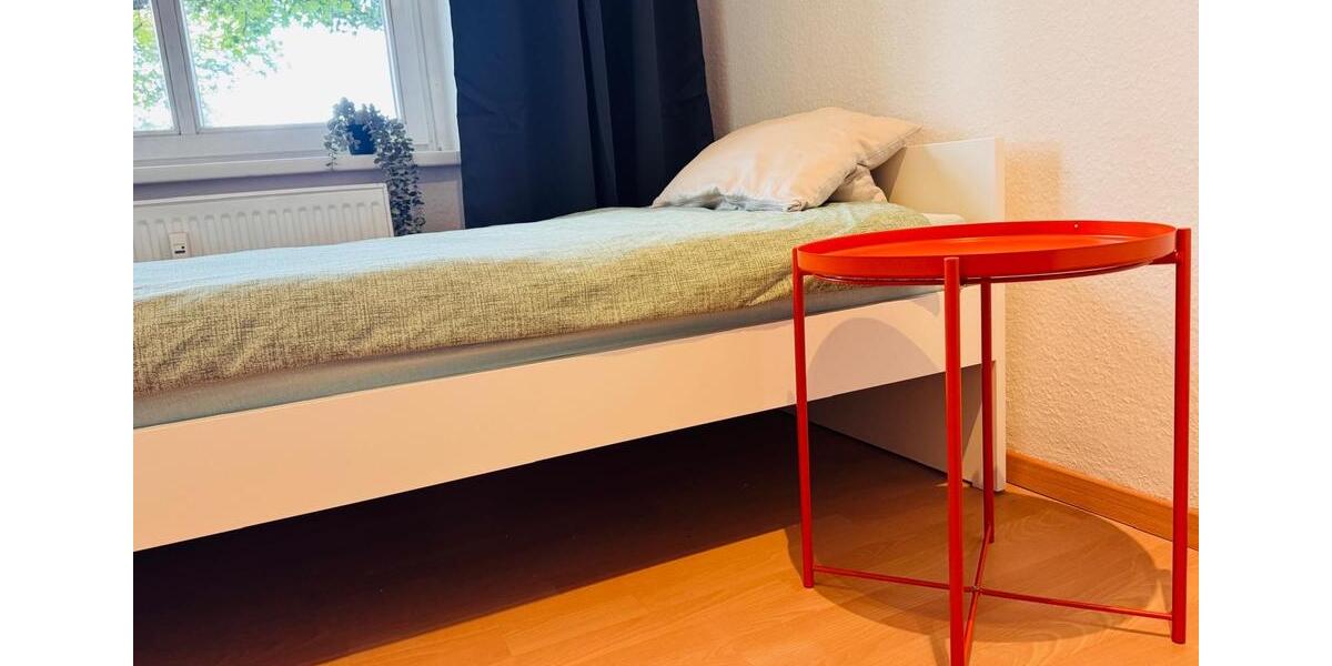 Erdgeschoßwohnung Magdeburg Hopfengarten - 15 Zimmer, 120 m&sup2;, 370&euro; | Angebot:24828098