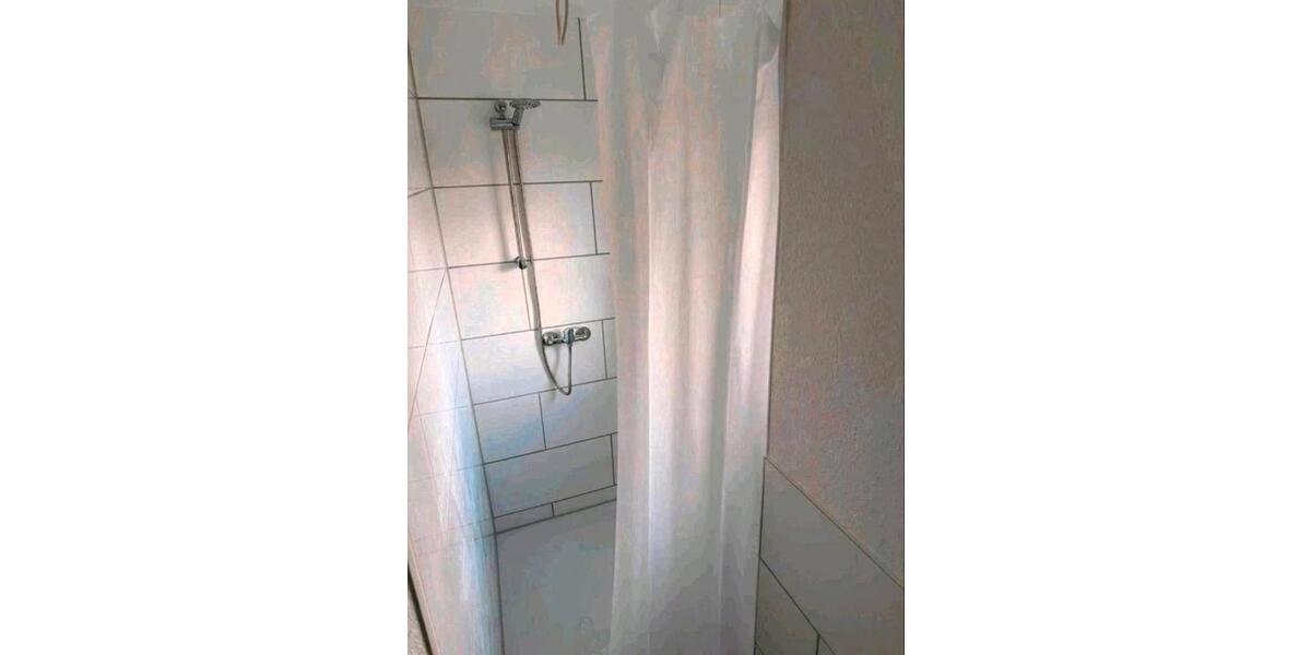 Dachgeschoßwohnung Borken (Hessen) - 3 Zimmer, 108 m&sup2;, 860&euro; | Angebot:26552811