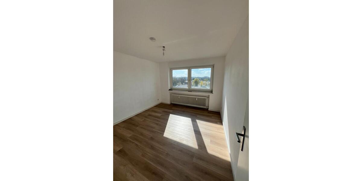 Etagenwohnung Leverkusen Opladen - 3 Zimmer, 78 m&sup2;, 990&euro; | Angebot:26689636