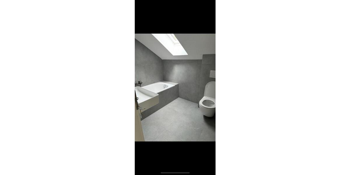 Dachgeschoßwohnung Lörrach Brombach - 3 Zimmer, 74 m&sup2;, 1.380&euro; | Angebot:25844602