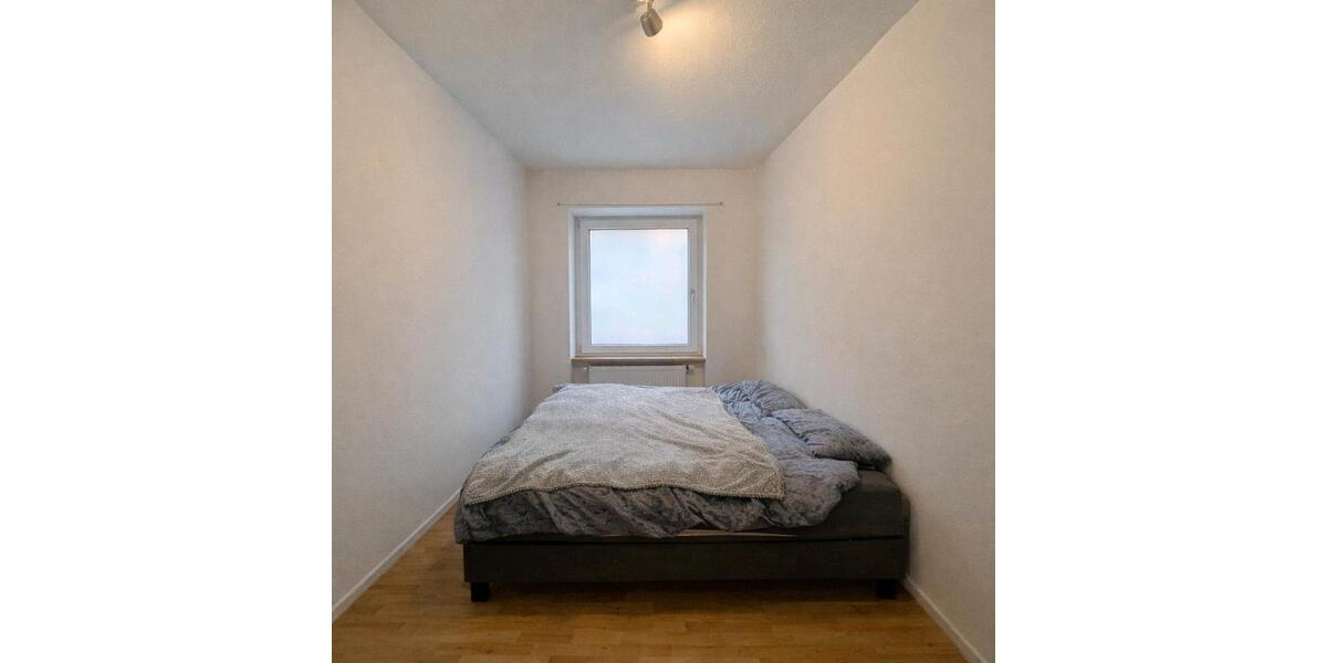 Erdgeschoßwohnung Ludwigshafen am Rhein - 2 Zimmer, 60 m&sup2;, 800&euro; | Angebot:24865590