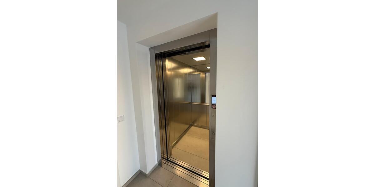 Etagenwohnung Petersberg - 3 Zimmer, 83 m&sup2;, 1.100&euro; | Angebot:24865742