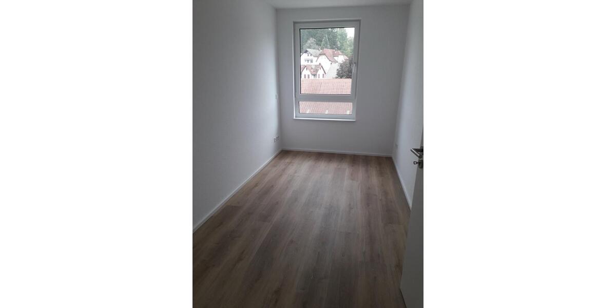 Etagenwohnung Waldachtal - 3 Zimmer, 80 m&sup2;, 790&euro; | Angebot:24740162