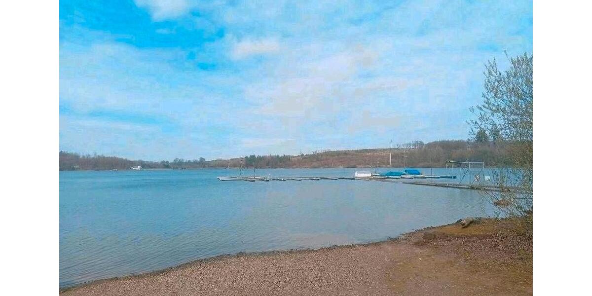 Wohnen auf Zeit Marienheide - 3 Zimmer, 75 m&sup2;, 98&euro; | Angebot:26040171