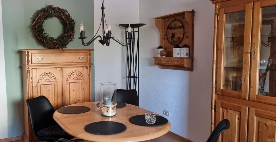 Terrassenwohnung Tettau - 3 Zimmer, 90 m&sup2;, 99&euro; | Angebot:26682602