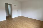**FRISCH SANIERT**HELLE RÄUME UND RUHIGER WOHNGEGEND!** zimmer