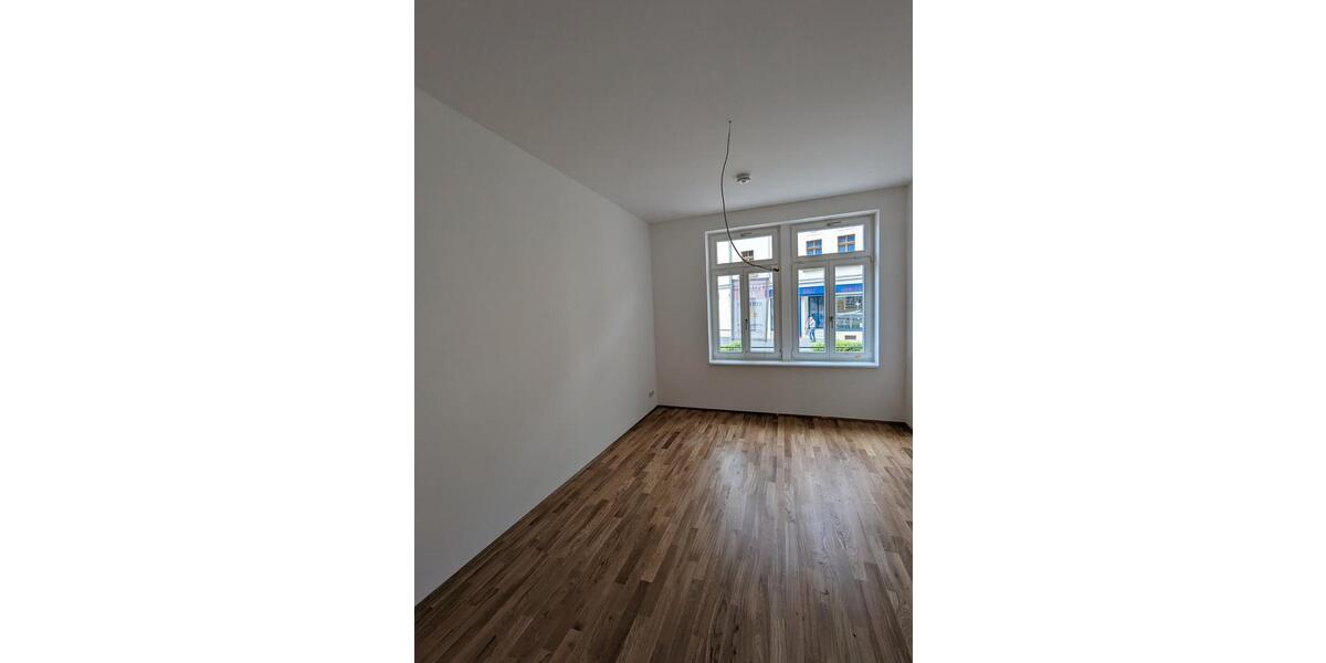 Erdgeschoßwohnung Borna - 3 Zimmer, 88 m&sup2;, 660&euro; | Angebot:26260044