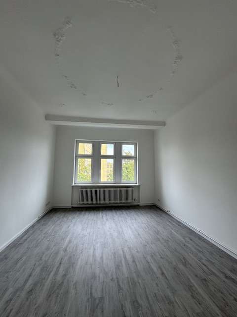 Wohnung zum Mieten in Berlin 1.330 € 91.36 m² 4 zimmer
