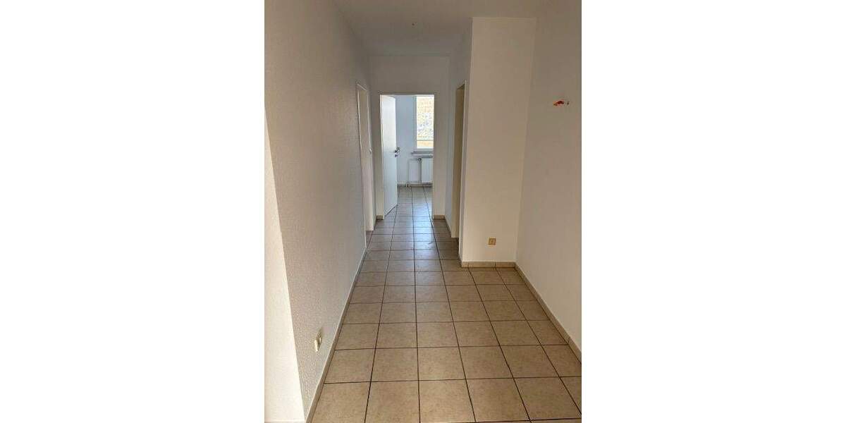 Etagenwohnung Remagen - 4 Zimmer, 90 m&sup2;, 985&euro; | Angebot:25702806
