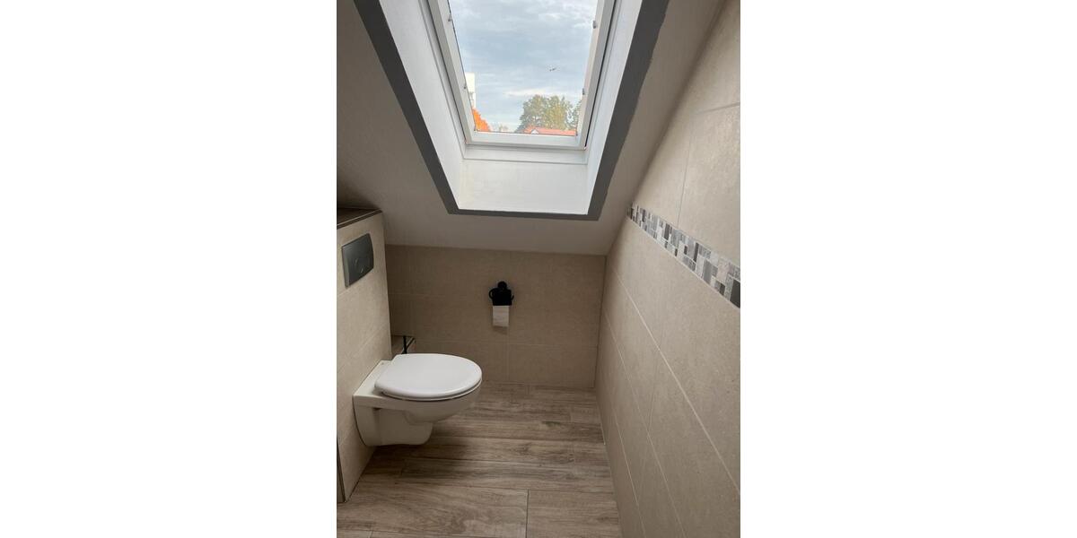 Maisonettenwohnung Waldkraiburg - 5 Zimmer, 160 m&sup2;, 1.700&euro; | Angebot:26376573