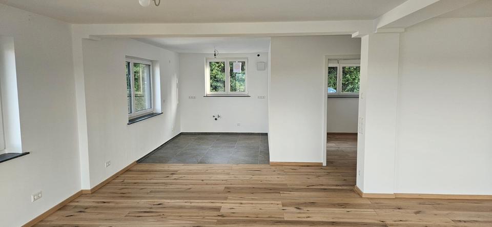 Erdgeschoßwohnung Backnang - 3 Zimmer, 106 m&sup2;, 1.300&euro; | Angebot:26084864