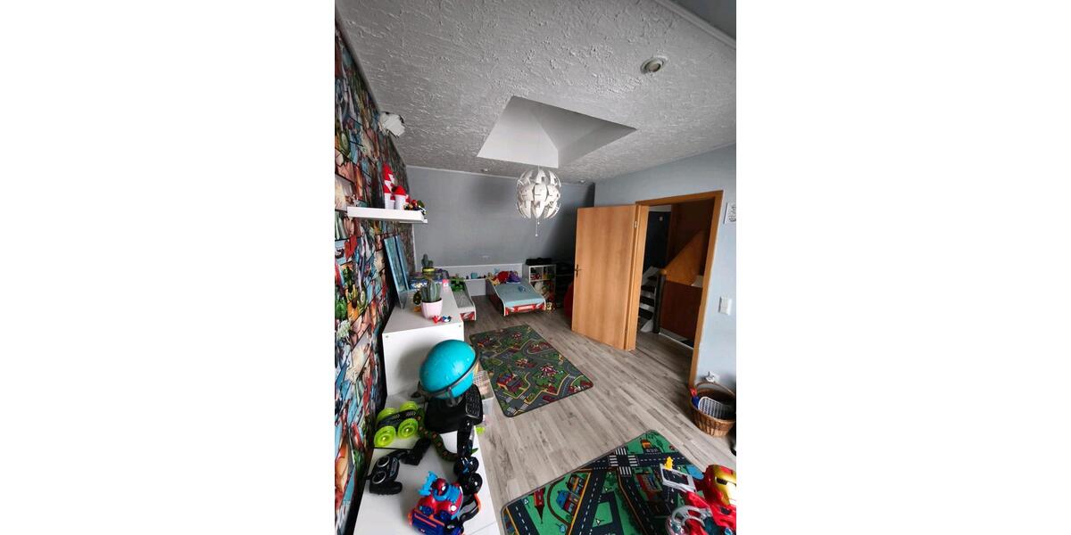 Etagenwohnung Harsum - 4 Zimmer, 160 m&sup2;, 800&euro; | Angebot:25960210