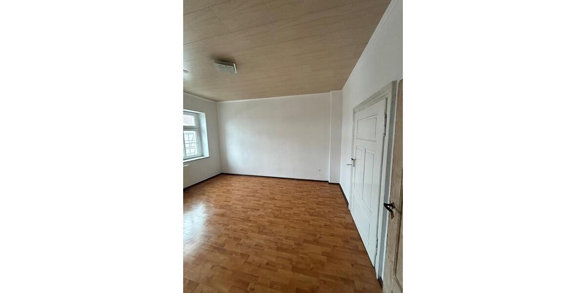 Etagenwohnung Hötensleben - 3 Zimmer, 86 m&sup2;, 475&euro; | Angebot:24817704
