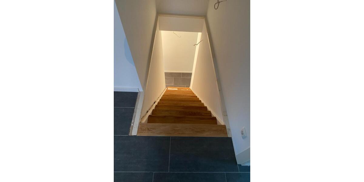 Etagenwohnung Nettetal - 5 Zimmer, 130 m&sup2;, 1.250&euro; | Angebot:25148819