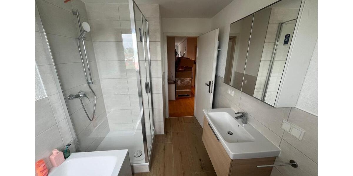 Dachgeschoßwohnung Saarbrücken St. Arnual - 3 Zimmer, 70 m&sup2;, 450&euro; | Angebot:25636583