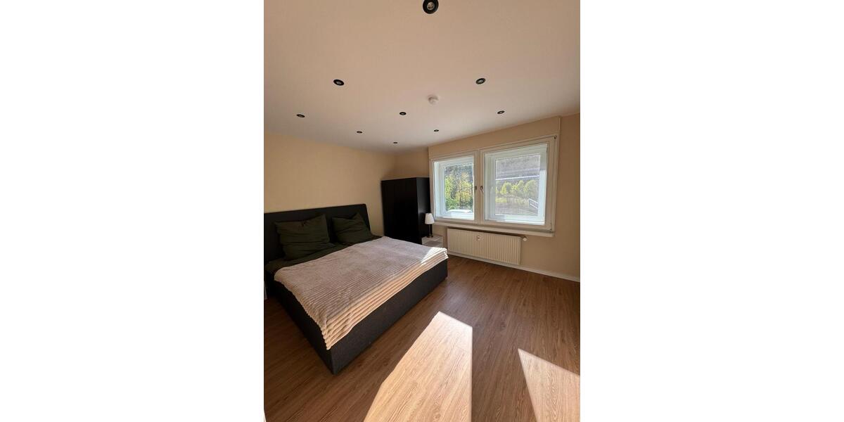Wohnen auf Zeit Siegen Eiserfeld - 4 Zimmer, 73 m&sup2;, 35&euro; | Angebot:26368137