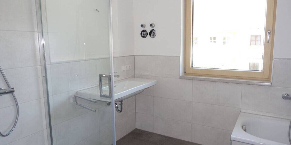 Etagenwohnung Kraiburg - 2 Zimmer, 76 m&sup2;, 960&euro; | Angebot:26826477