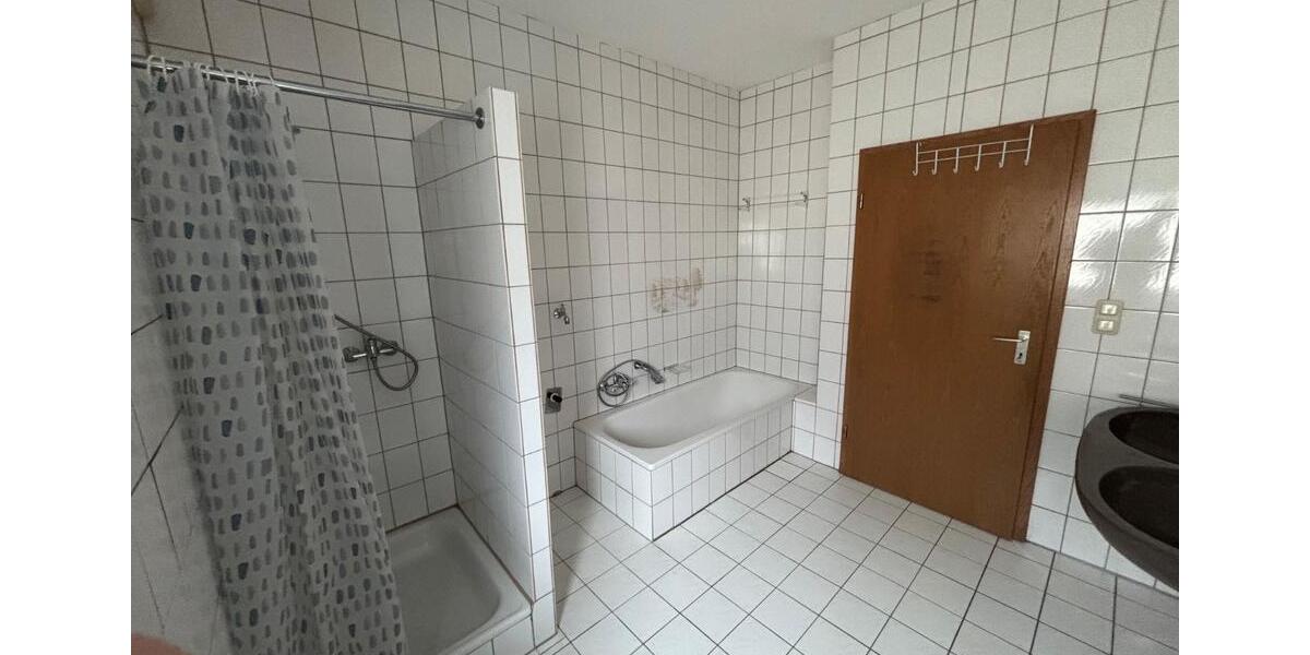 Etagenwohnung Bad Brückenau - 4 Zimmer, 108 m&sup2;, 660&euro; | Angebot:26630161