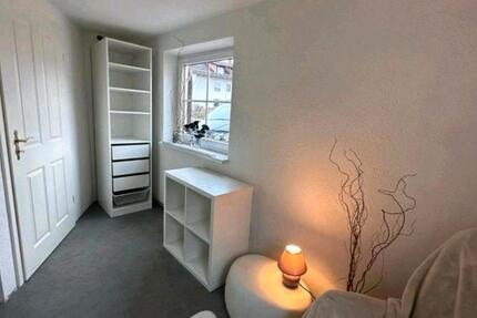 Wohnen auf Zeit Wolfertschwenden - 3 Zimmer, 65 m&sup2;, 20&euro; | Angebot:25734365