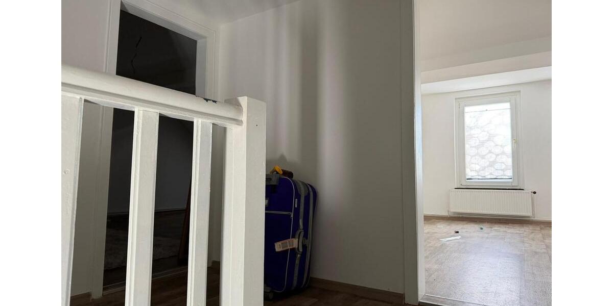 Dachgeschoßwohnung Helmstedt - 3 Zimmer, 75 m&sup2;, 530&euro; | Angebot:24794990