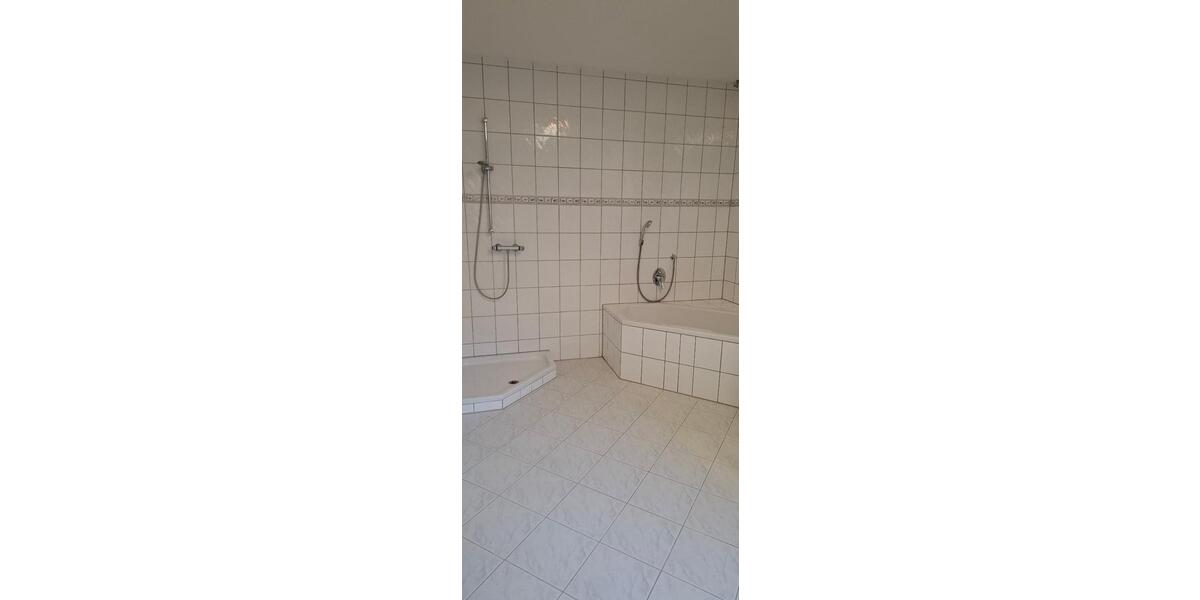 Gewerbeobjekt Dillingen an der Donau - 7 Zimmer, 160 m&sup2;, 1.880&euro; | Angebot:23663675