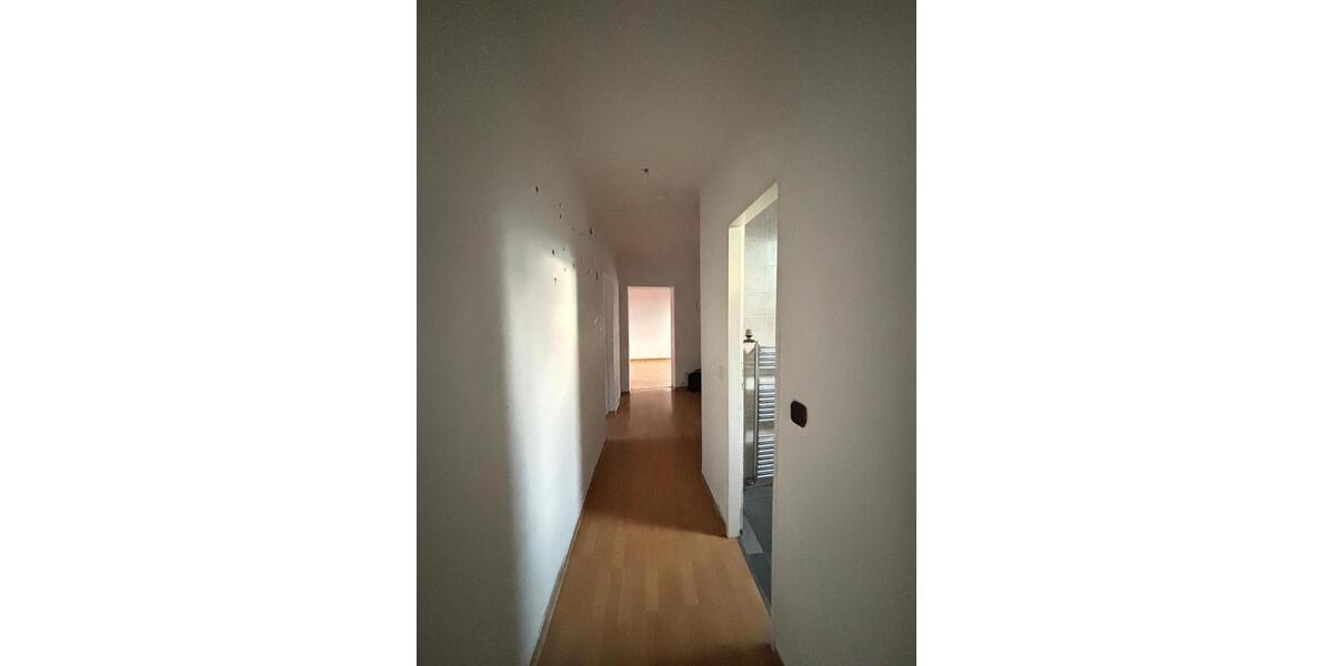 Dachgeschoßwohnung Aldenhoven - 4 Zimmer, 900&euro; | Angebot:21686253