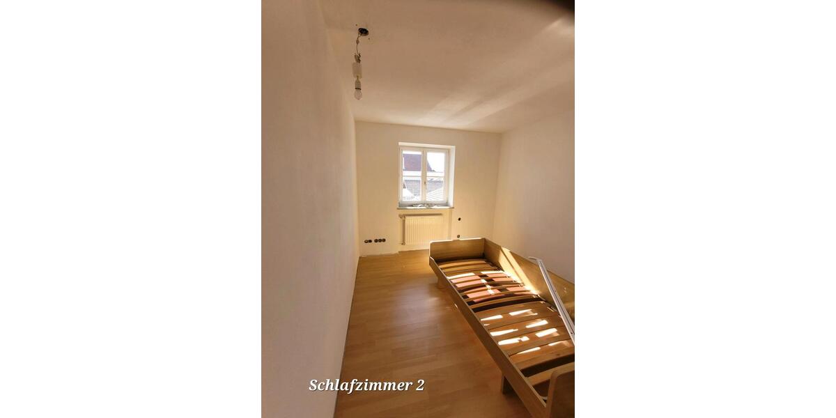 Etagenwohnung Aitrang - 5 Zimmer, 120 m&sup2;, 1.200&euro; | Angebot:26579858