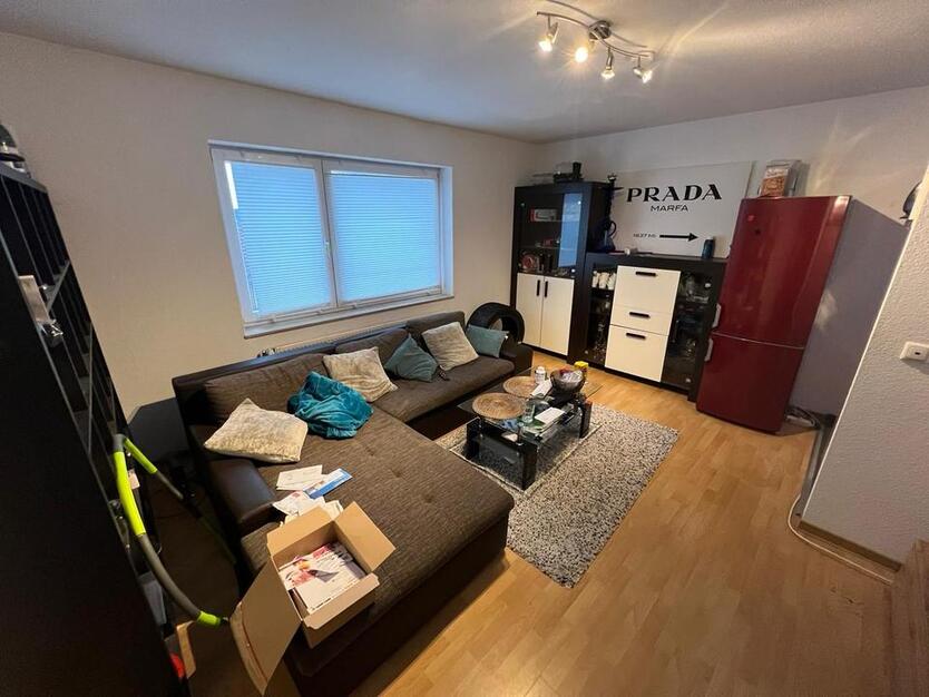 2 Zimmer Wohnung in Petersberg zu vermieten