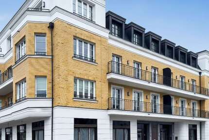 Wohnung Düsseldorf Niederkassel - 2 Zimmer, 63 m&sup2;, 2.205&euro; | Angebot:26756137