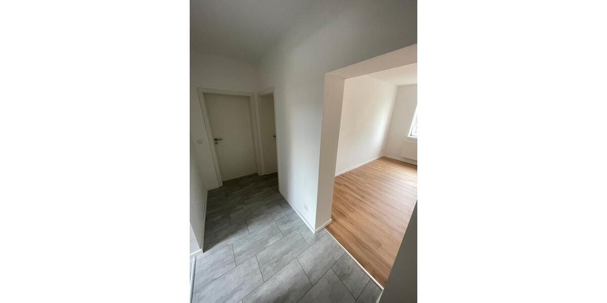 Erdgeschoßwohnung Halle (Saale) Silberhöhe - 3.5 Zimmer, 80 m&sup2;, 950&euro; | Angebot:25950788