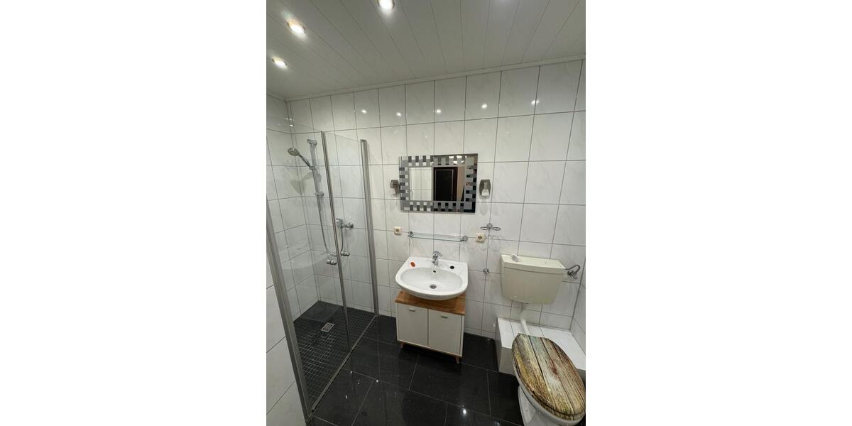 4-Zimmer-Wohnung mit Terrasse & Garage – Bergheim-Zieverich 4 zimmer